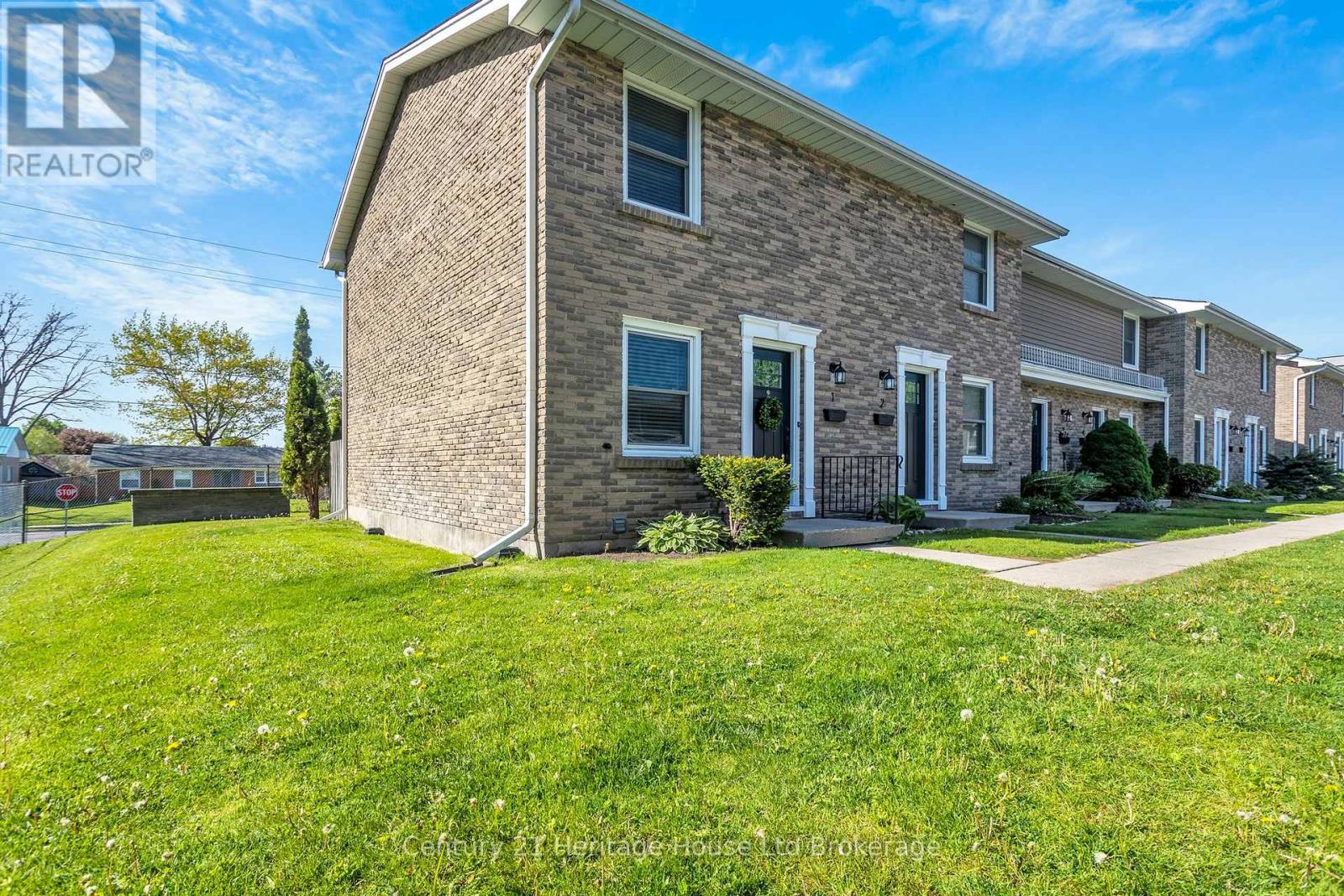 1 - 144 Concession Street E, Tillsonburg, Ontario  N4G 1N5 - Photo 2 - X13169640