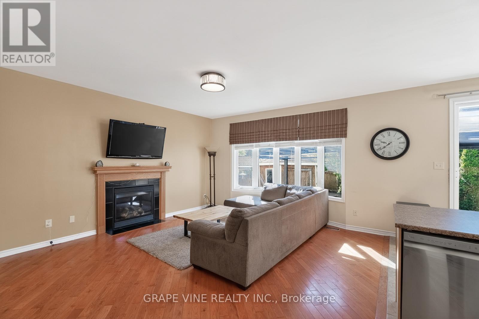 207 Mistral Way, Ottawa, Ontario  K2S 0G6 - Photo 12 - X13169622