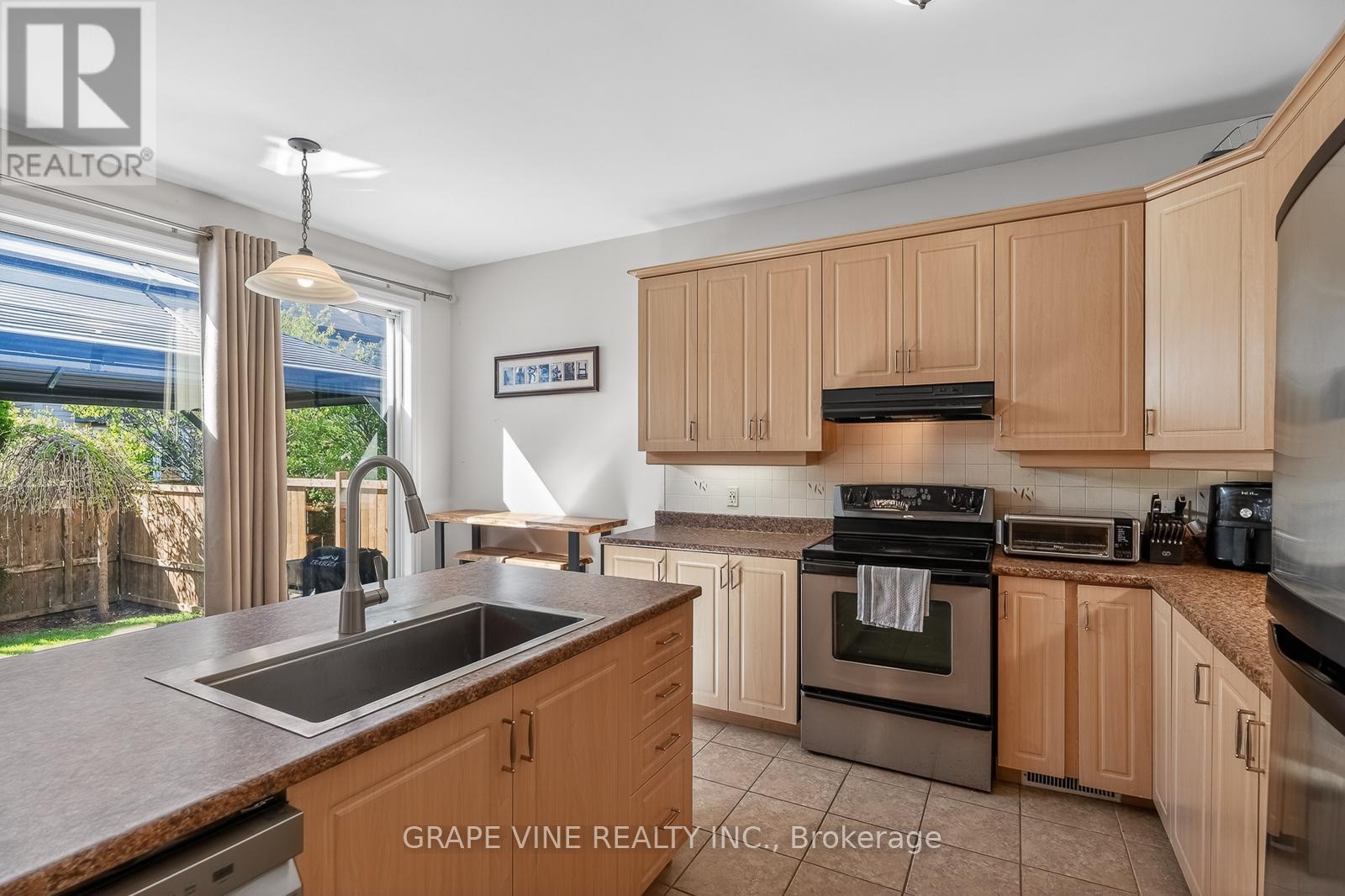 207 Mistral Way, Ottawa, Ontario  K2S 0G6 - Photo 15 - X13169622