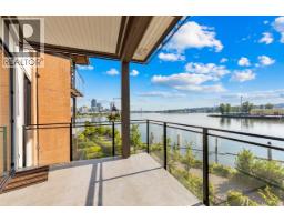 313 220 SALTER STREET, New Westminster, British Columbia