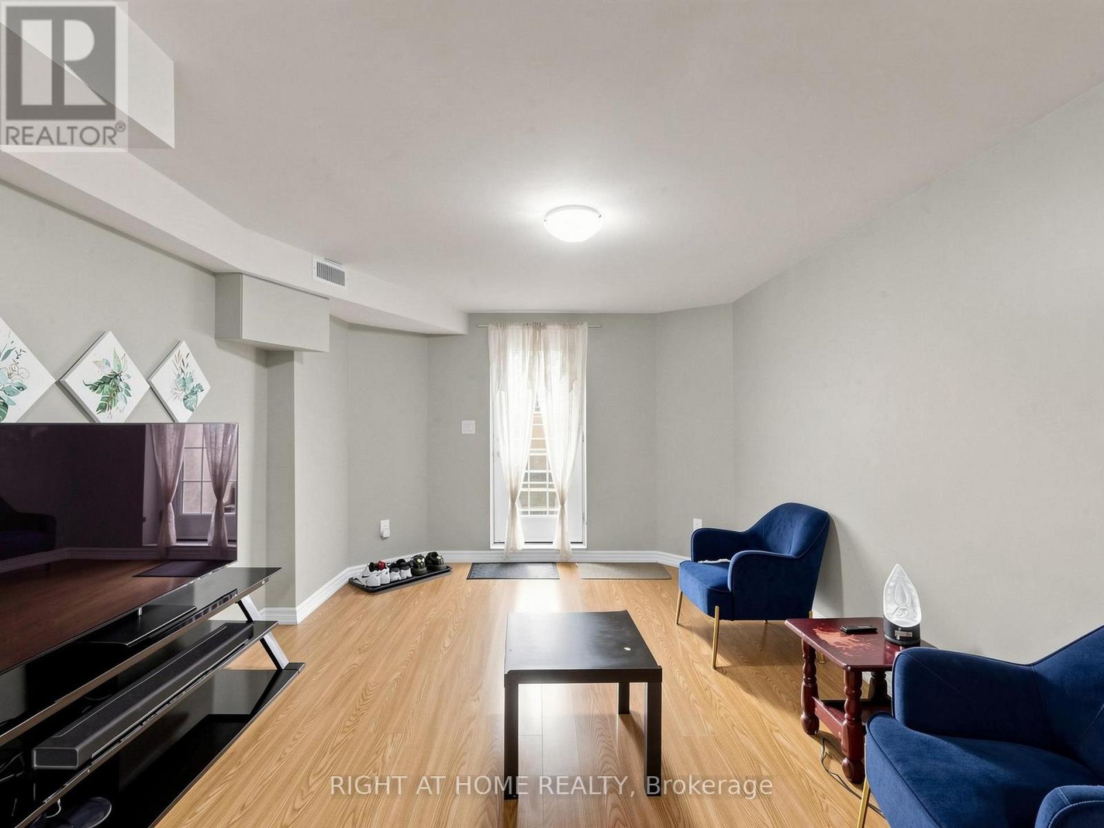 3815 Althorpe Circle, Mississauga, Ontario  L5N 7G3 - Photo 32 - W13097036