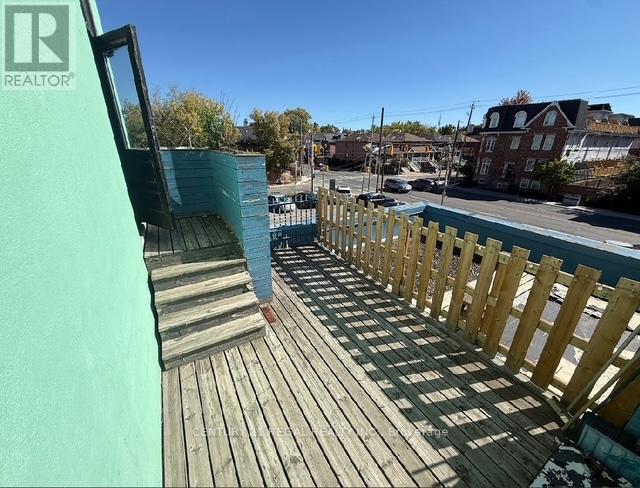 2nd Floor - 1110 Dupont Street, Toronto, Ontario  M6H 2A2 - Photo 17 - W13106012