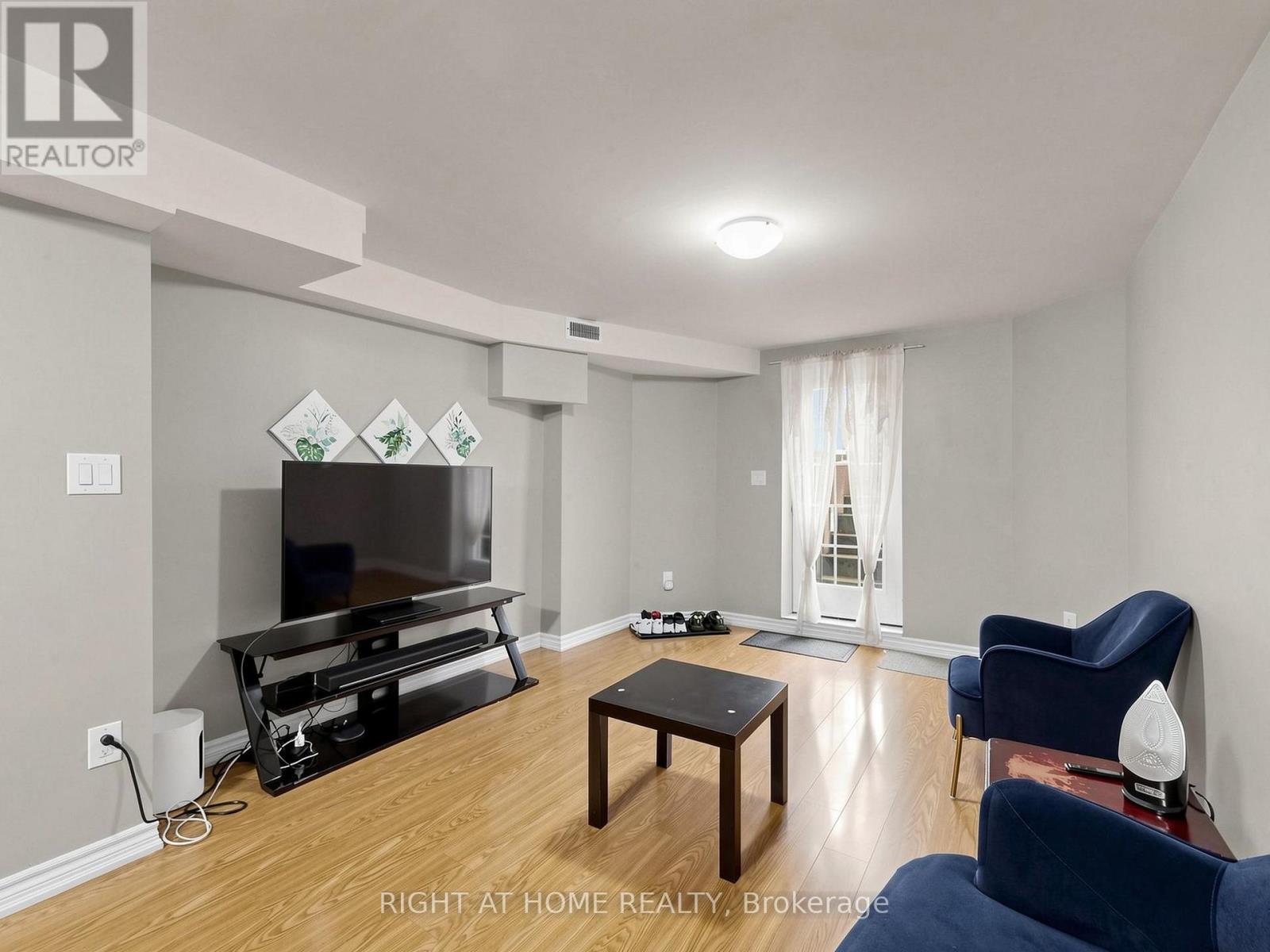 3815 Althorpe Circle, Mississauga, Ontario  L5N 7G3 - Photo 33 - W13097036