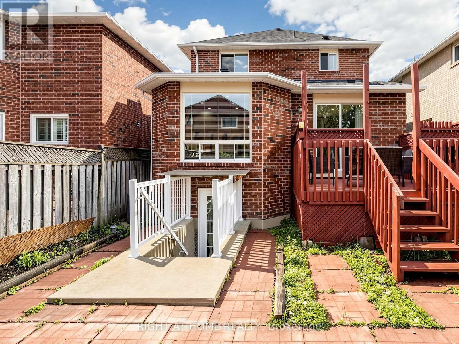 3815 Althorpe Circle, Mississauga, Ontario  L5N 7G3 - Photo 44 - W13097036