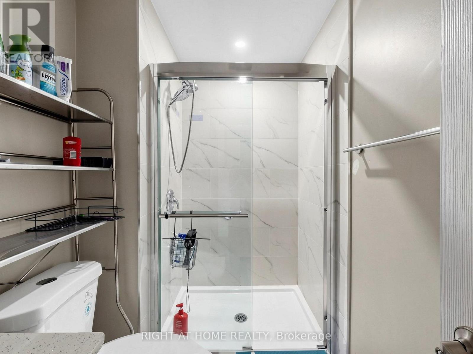 3815 Althorpe Circle, Mississauga, Ontario  L5N 7G3 - Photo 42 - W13097036