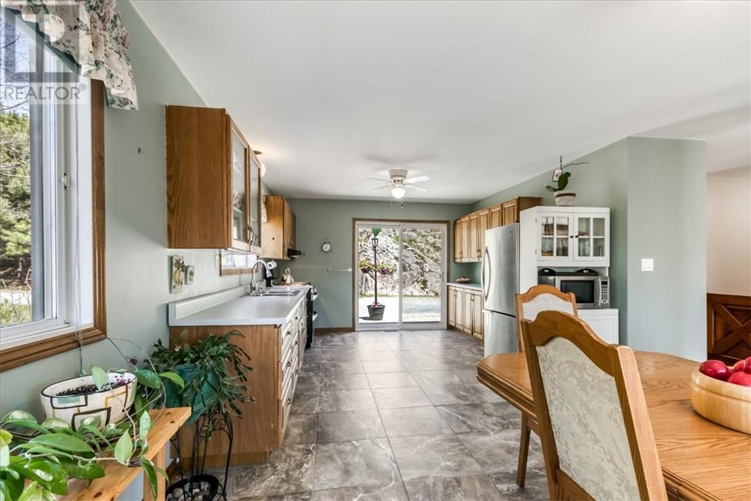 340 Brennan Harbour Road, Spanish, Ontario  P0P 2A0 - Photo 15 - 2127937
