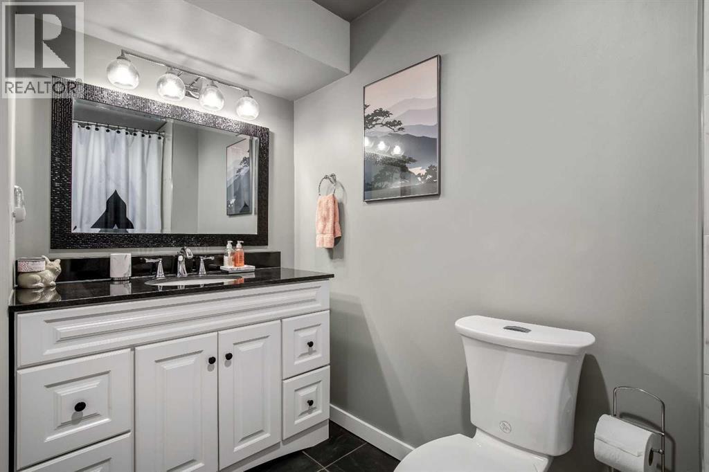 102 Cimarron Vista Crescent, Okotoks, Alberta  T1S 0K2 - Photo 37 - A2302943