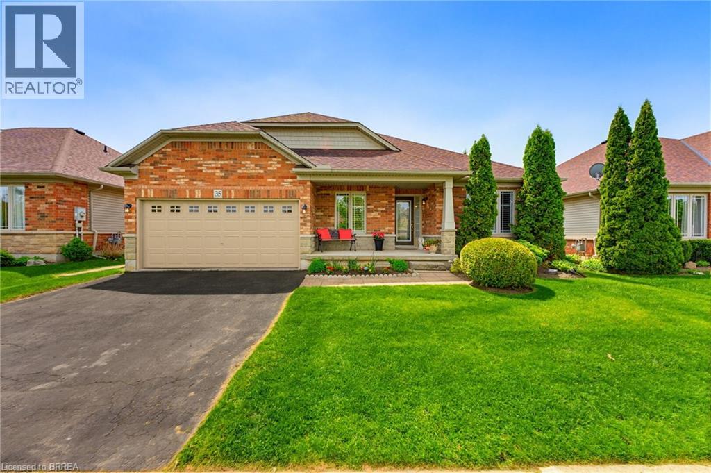 35 COBBLESTONE Drive, paris, Ontario