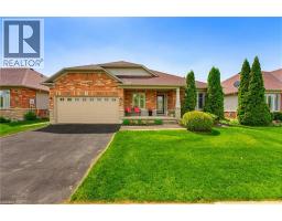 35 COBBLESTONE Drive, Paris, Ontario