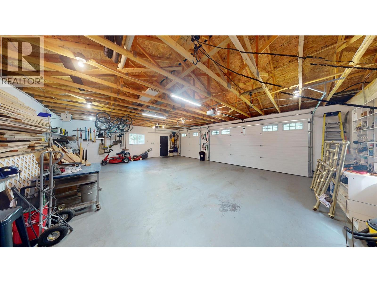 2401 Garbutts Lake Road, Fort Steele, British Columbia  V0B 2J0 - Photo 44 - 10384115