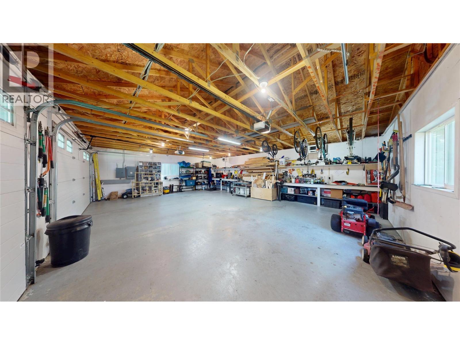 2401 Garbutts Lake Road, Fort Steele, British Columbia  V0B 2J0 - Photo 41 - 10384115
