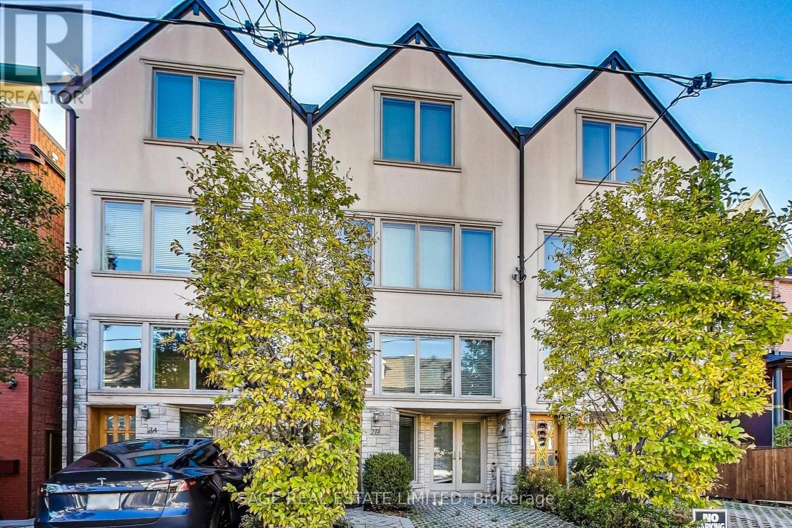 2c Beatrice Street, Toronto, Ontario  M6J 2T3 - Photo 2 - C13169524