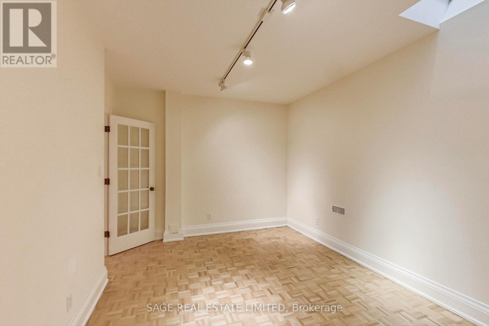 2c Beatrice Street, Toronto, Ontario  M6J 2T3 - Photo 35 - C13169524