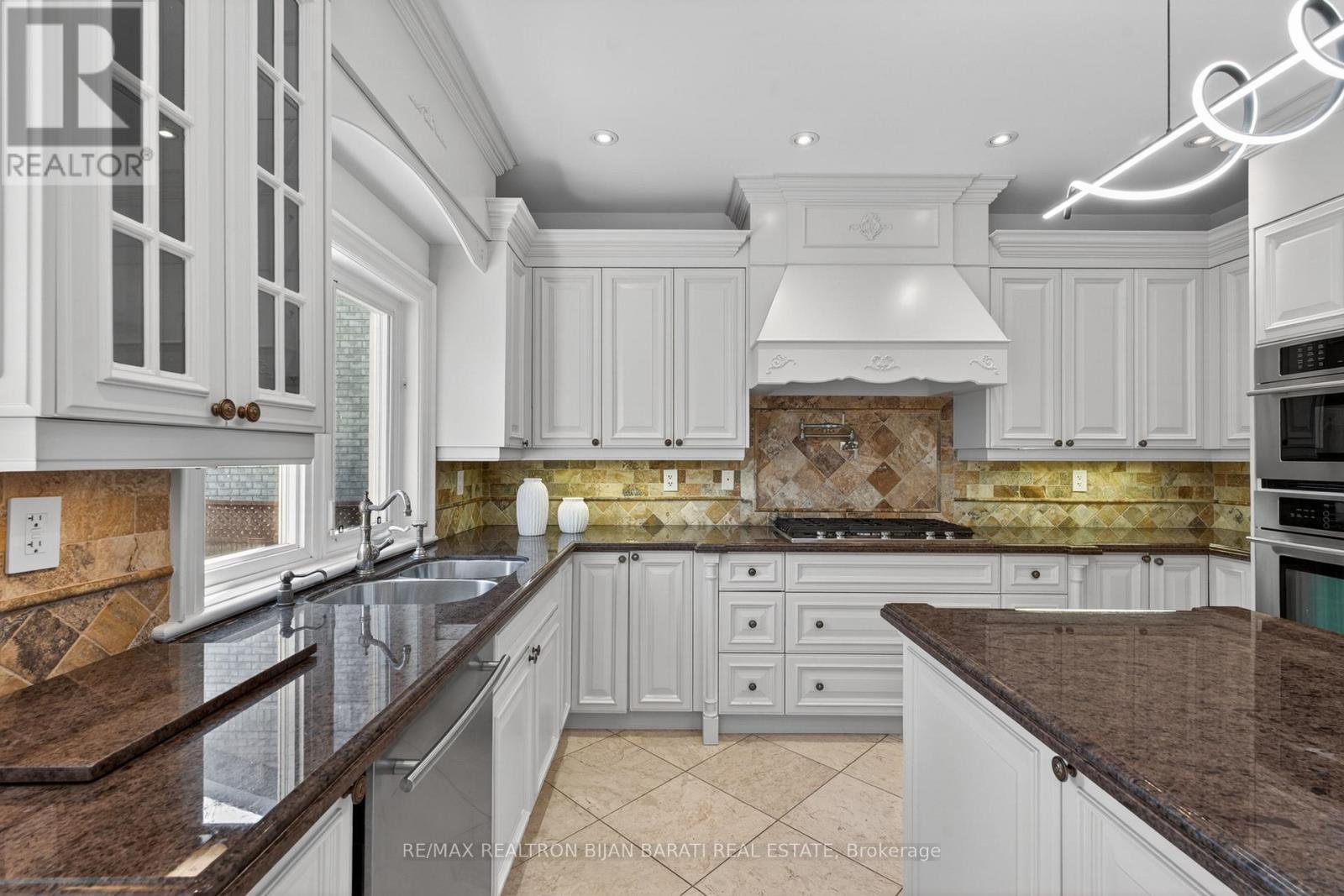 291 Byng Avenue, Toronto, Ontario  M2N 4L4 - Photo 16 - C13169528