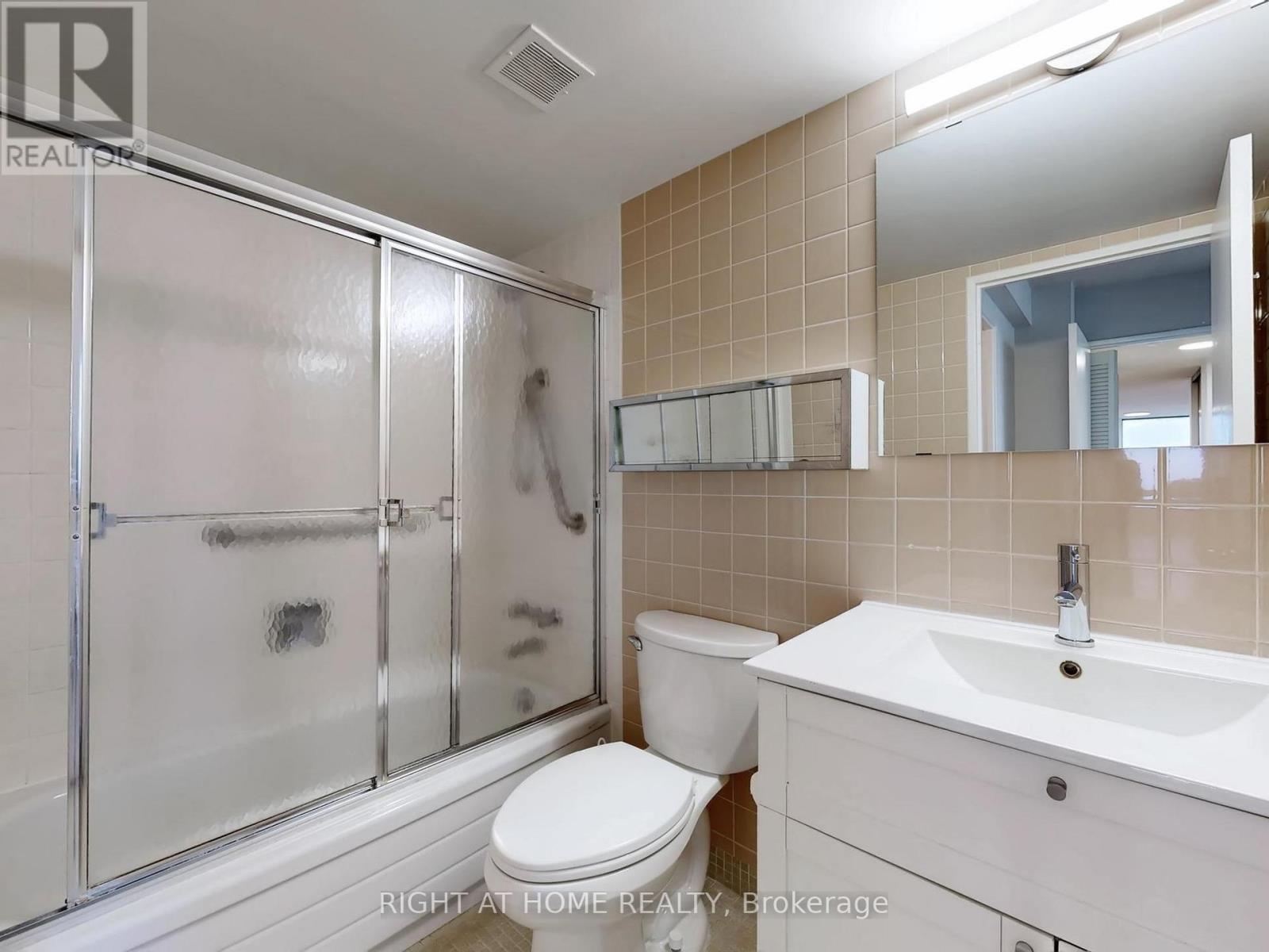 1602 - 133 Torresdale Avenue, Toronto, Ontario  M2R 3T2 - Photo 26 - C13169536