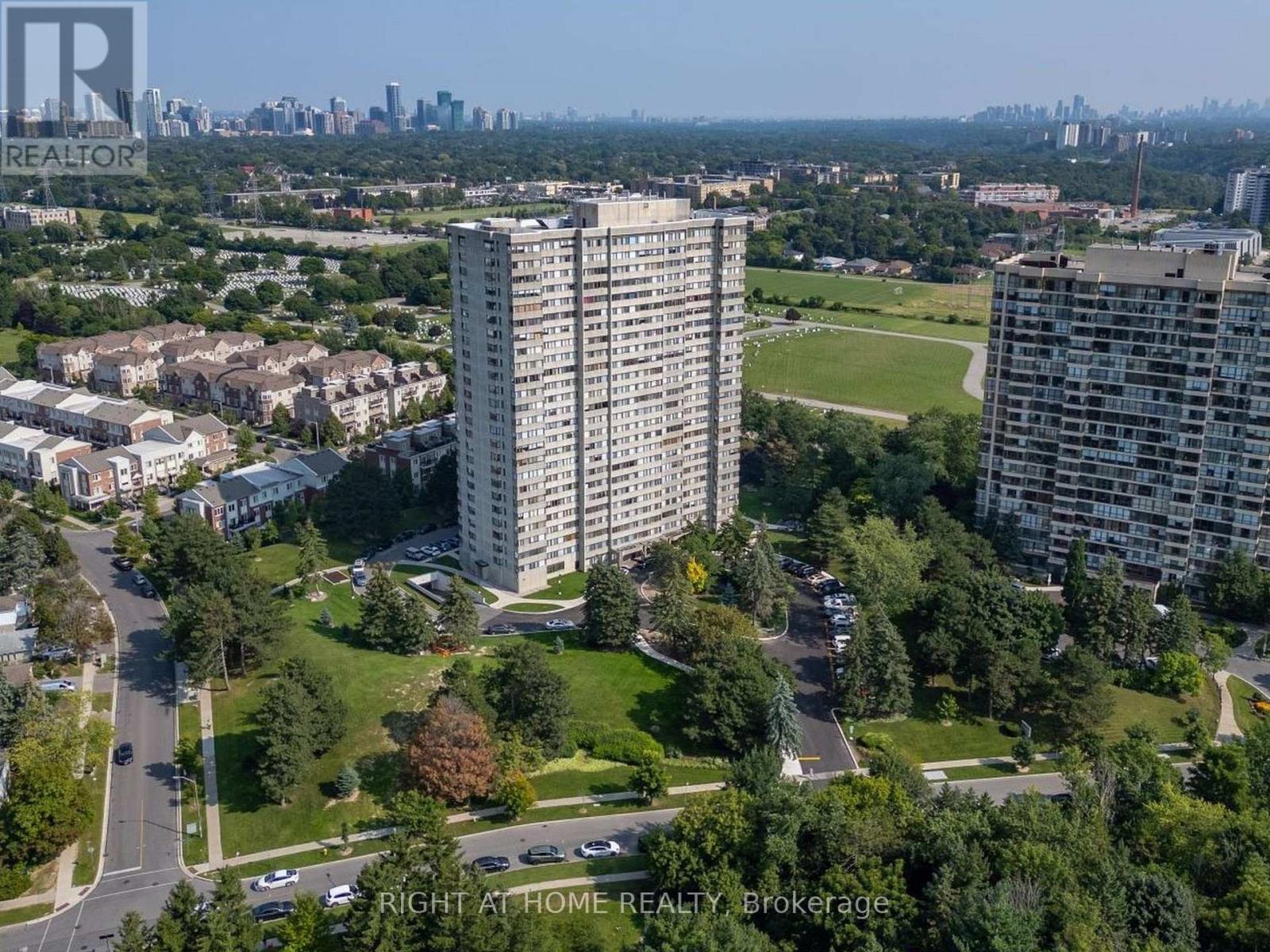 1602 - 133 Torresdale Avenue, Toronto, Ontario  M2R 3T2 - Photo 44 - C13169536