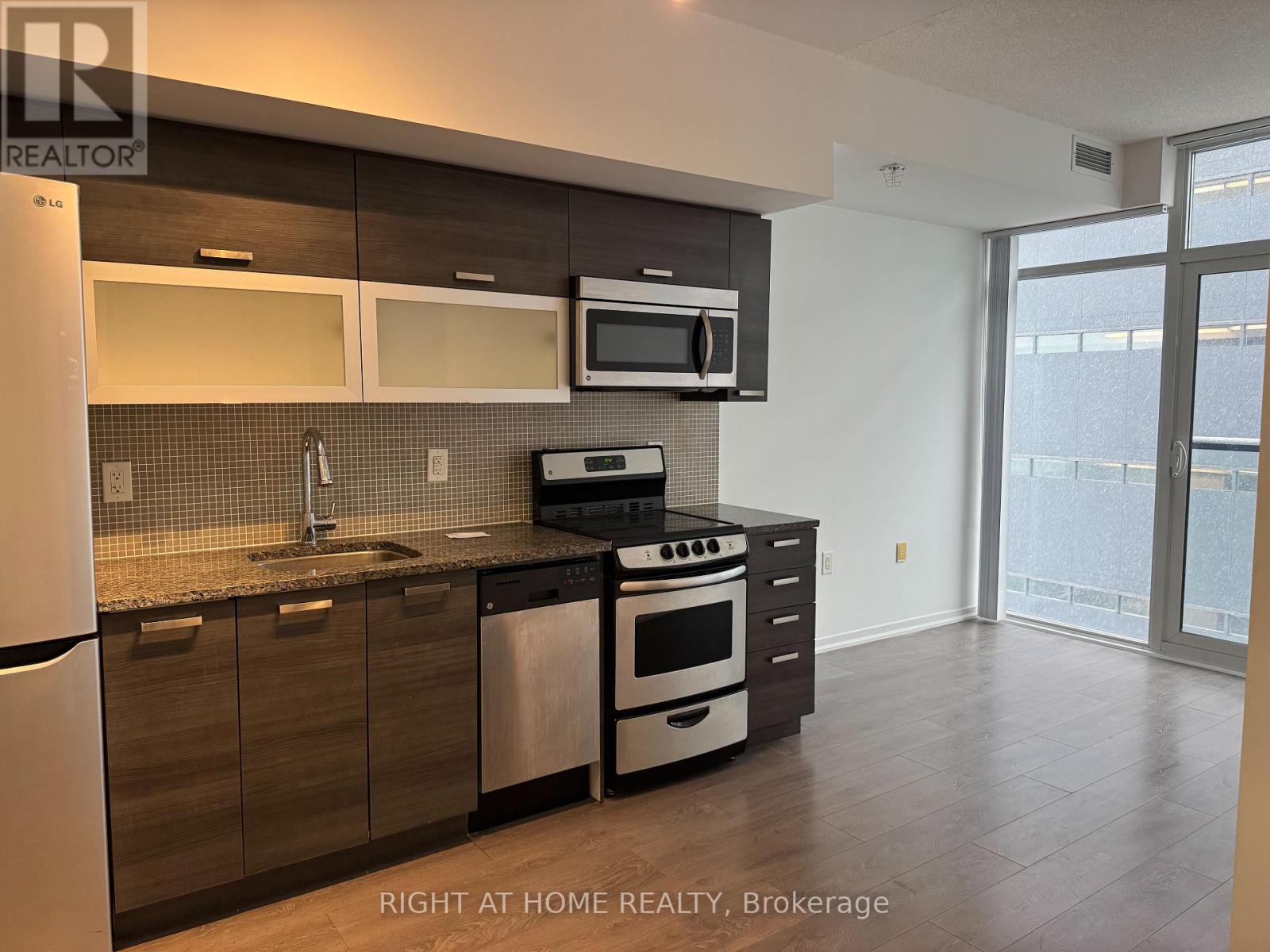 Ph01 - 36 Lisgar Street, Toronto, Ontario  M6J 0C7 - Photo 2 - C13169616