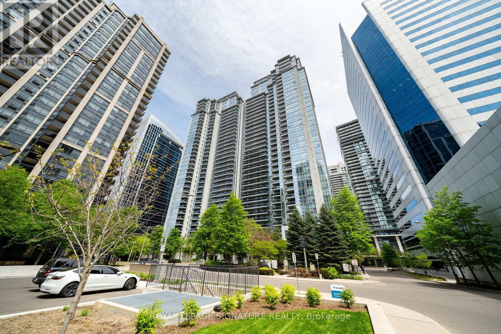 712 - 4968 YONGE STREET, Toronto, Ontario
