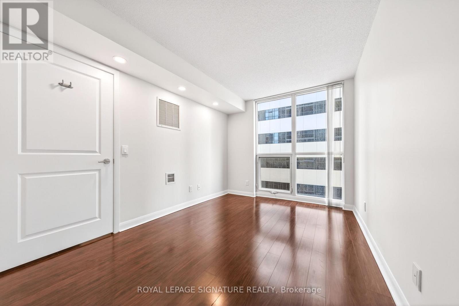 712 - 4968 Yonge Street, Toronto, Ontario  M2N 7G9 - Photo 11 - C13169632