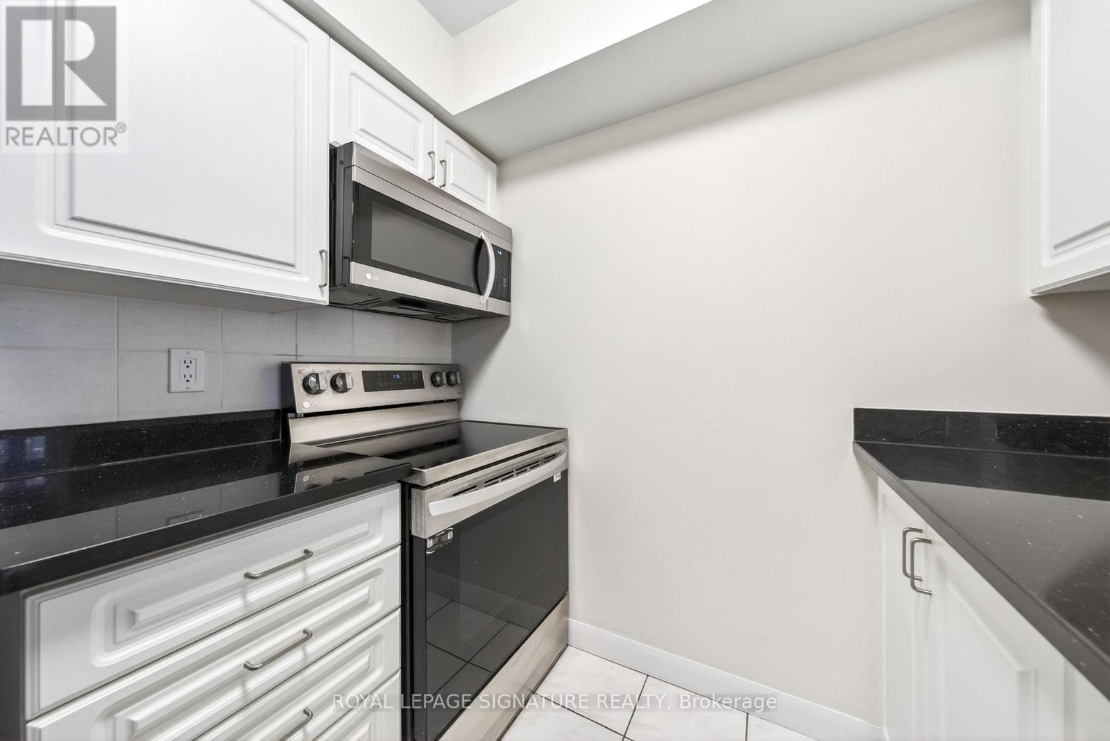 712 - 4968 Yonge Street, Toronto, Ontario  M2N 7G9 - Photo 15 - C13169632