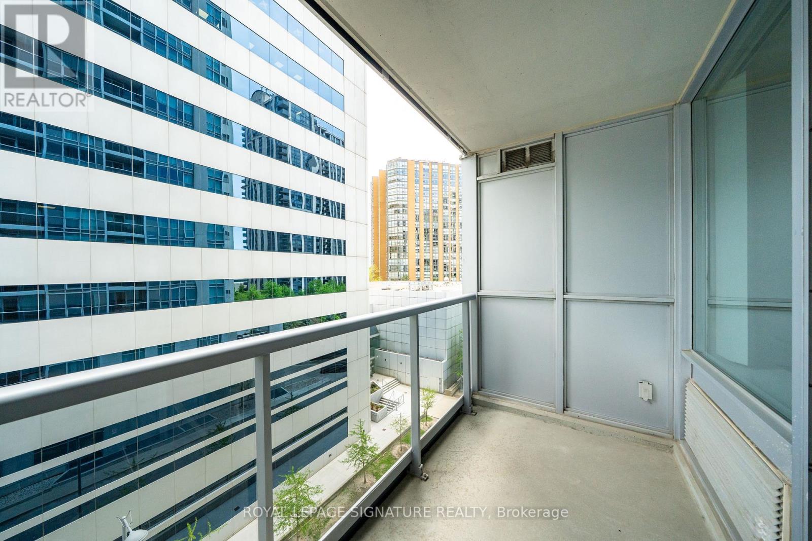 712 - 4968 Yonge Street, Toronto, Ontario  M2N 7G9 - Photo 32 - C13169632
