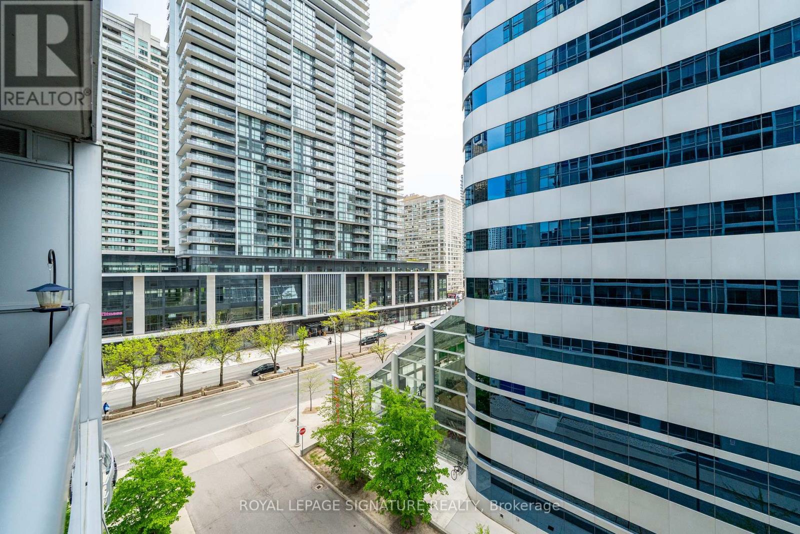 712 - 4968 Yonge Street, Toronto, Ontario  M2N 7G9 - Photo 33 - C13169632