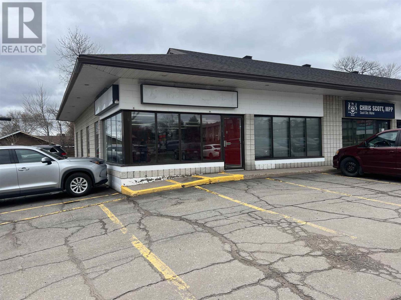 153 Great Northern Rd, Sault Ste. Marie, Ontario  P6B 4Y9 - Photo 1 - SM260529