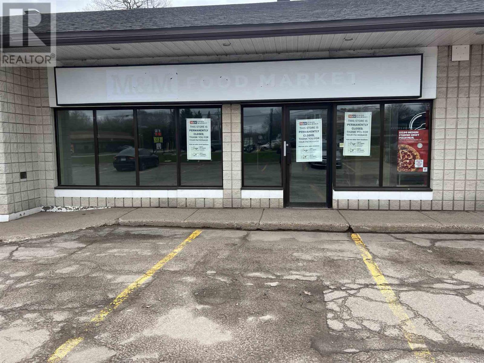 153 Great Northern Rd, Sault Ste. Marie, Ontario  P6B 4Y9 - Photo 1 - SM260530