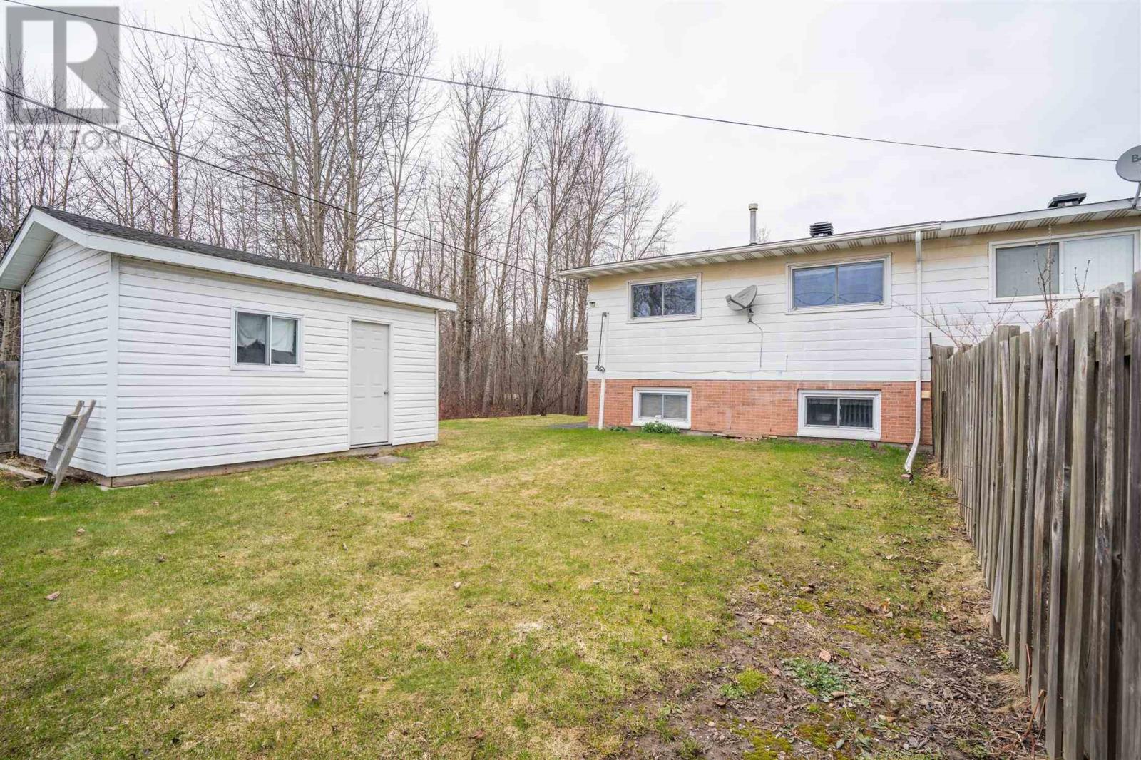 233 Sydenham Rd, Sault Ste. Marie, Ontario P6C 2X5 - Photo 7 - SM260861