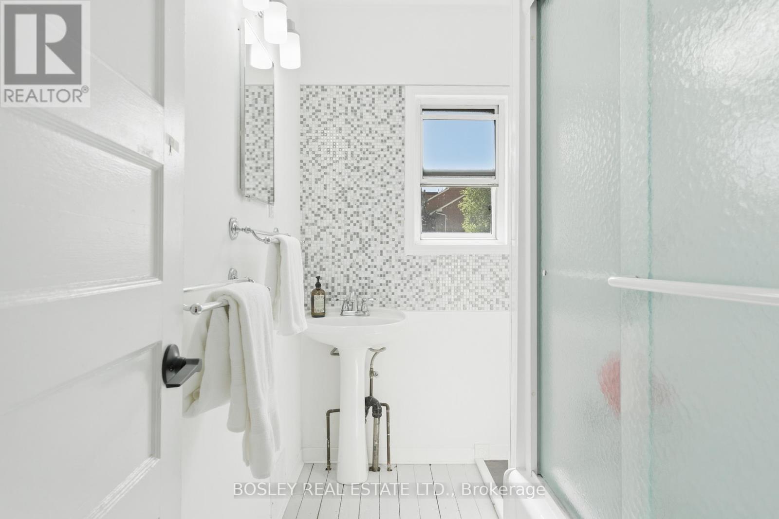 58 Valhalla Boulevard, Toronto, Ontario  M1N 3B3 - Photo 19 - E13169698