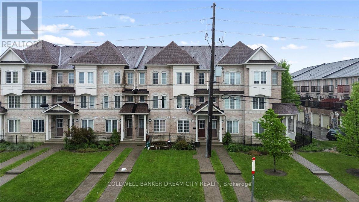 559 Midland Avenue, Toronto, Ontario  M1N 4E8 - Photo 2 - E13169700