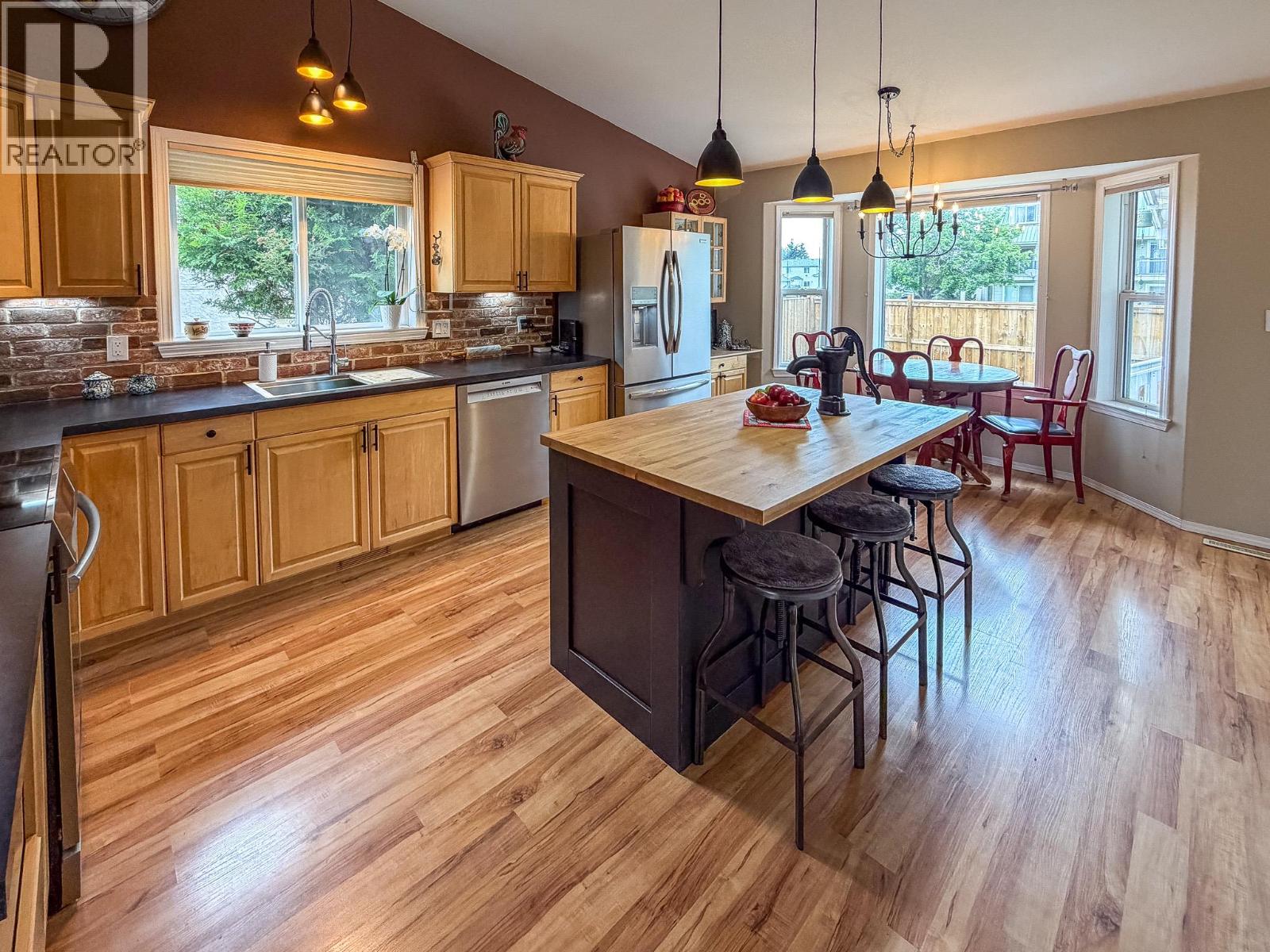 2336 Mt Baker Crescent, Cranbrook, British Columbia V1C 6L4 - Photo 7 - 10388685