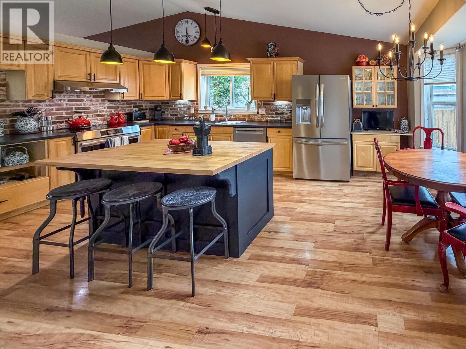2336 Mt Baker Crescent, Cranbrook, British Columbia V1C 6L4 - Photo 8 - 10388685