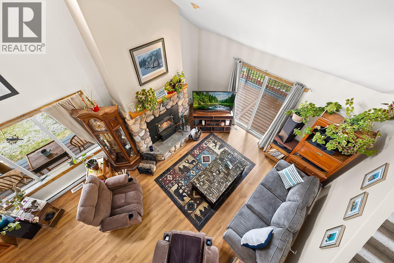 6738 Cameron Pond Road, Wasa, British Columbia V0B 2K0 - Photo 16 - 10388078
