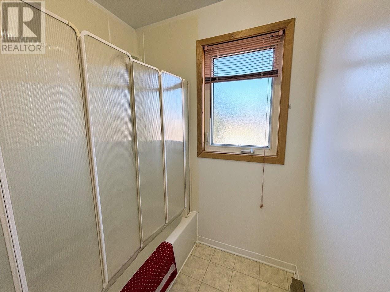 12 Wendego St, Manitouwadge, Ontario  P0T 2C0 - Photo 18 - TB253403