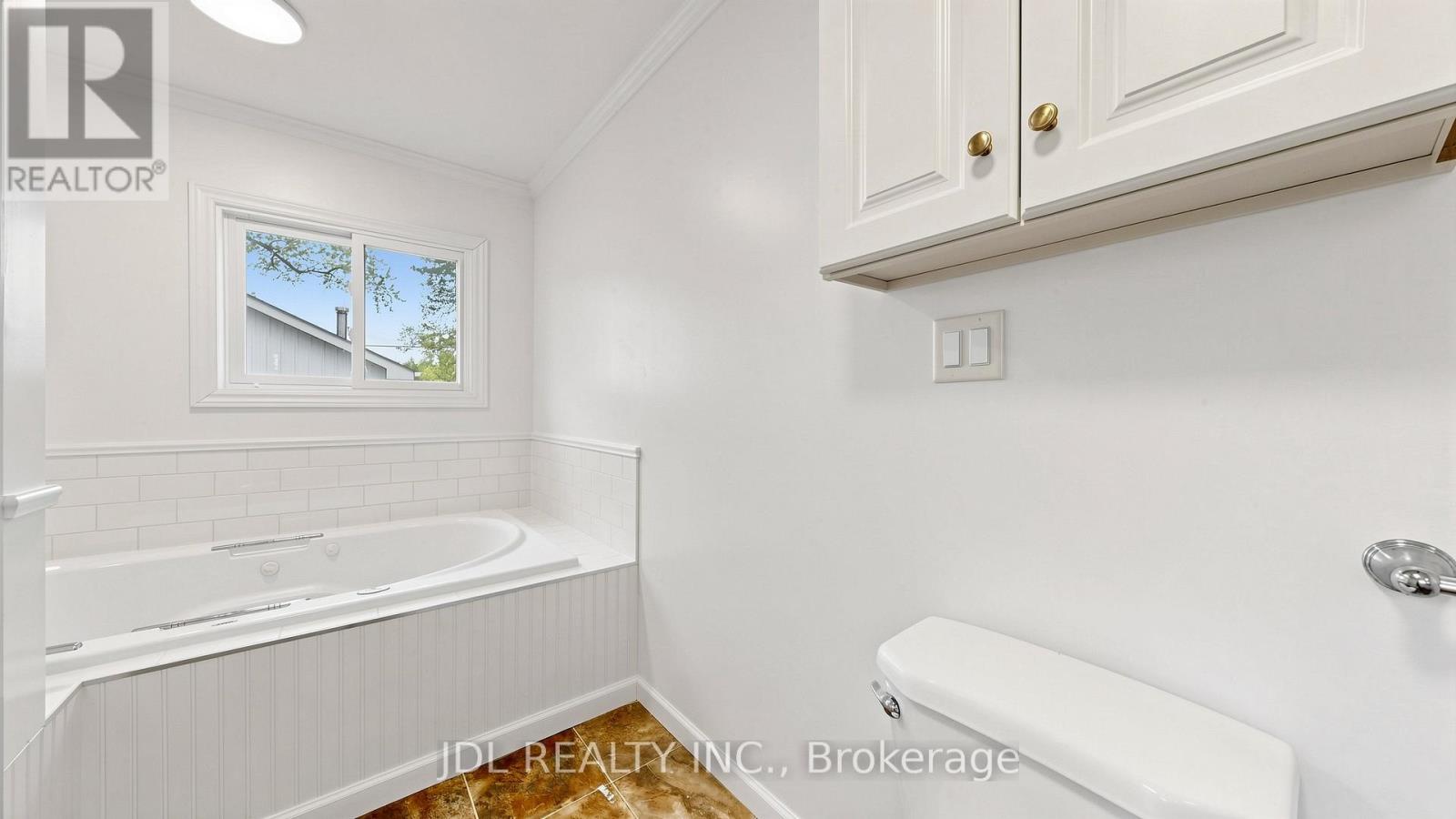 245 Royal Road, Georgina, Ontario  L4P 2T9 - Photo 12 - N13169560