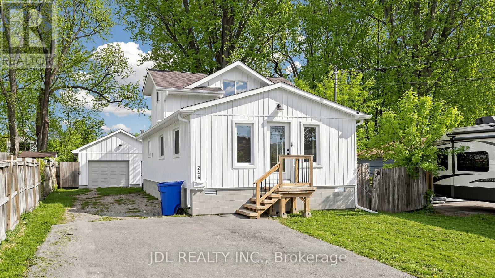 245 Royal Road, Georgina, Ontario  L4P 2T9 - Photo 2 - N13169560