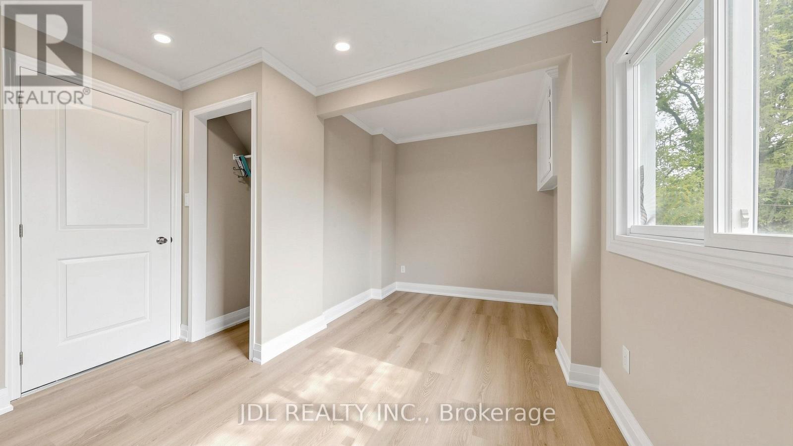 245 Royal Road, Georgina, Ontario  L4P 2T9 - Photo 8 - N13169560