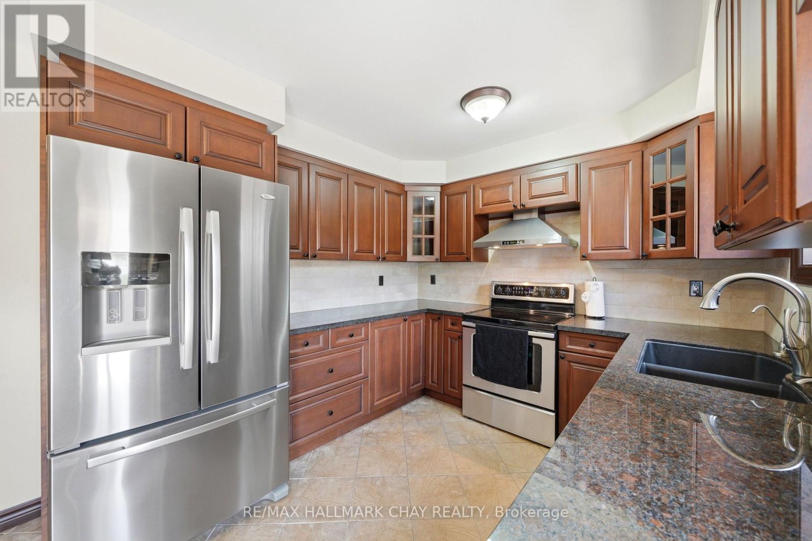 14 Dugdale Avenue, New Tecumseth, Ontario  L0G 1A0 - Photo 15 - N13169662