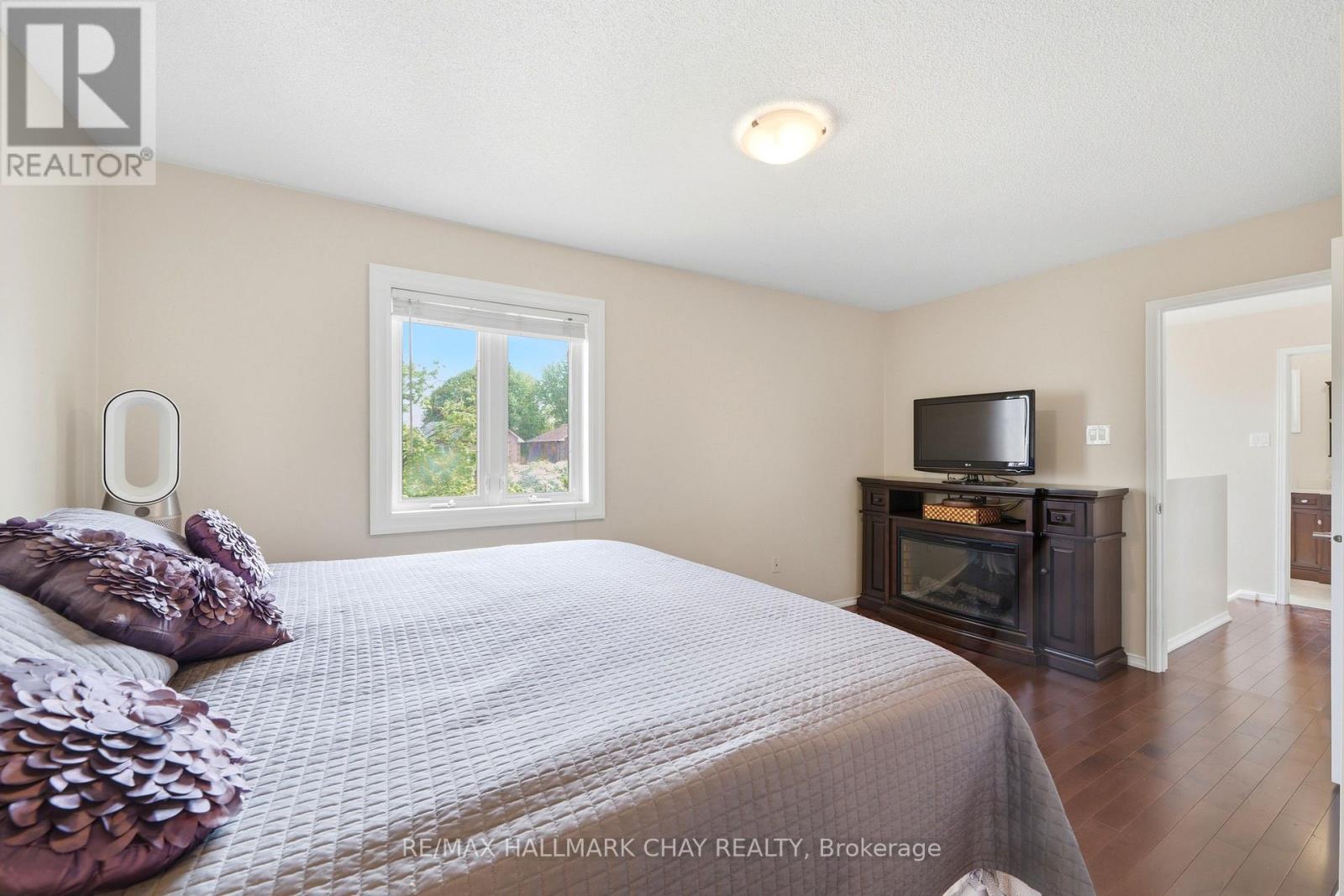 14 Dugdale Avenue, New Tecumseth, Ontario  L0G 1A0 - Photo 24 - N13169662