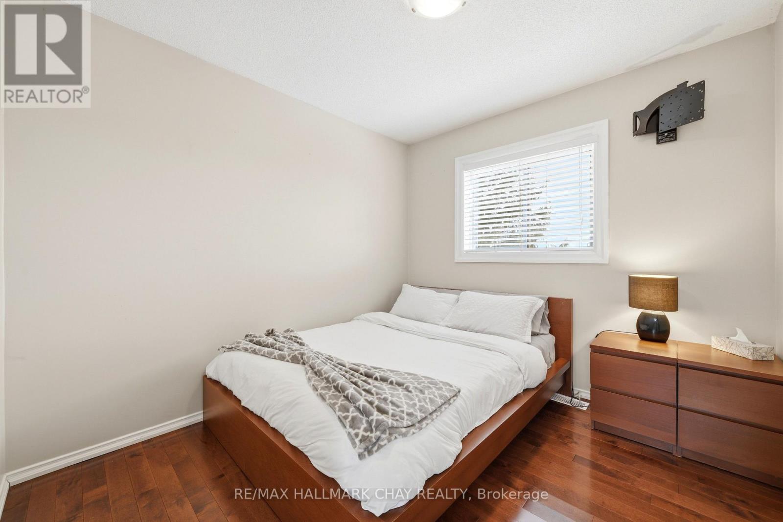 14 Dugdale Avenue, New Tecumseth, Ontario  L0G 1A0 - Photo 29 - N13169662