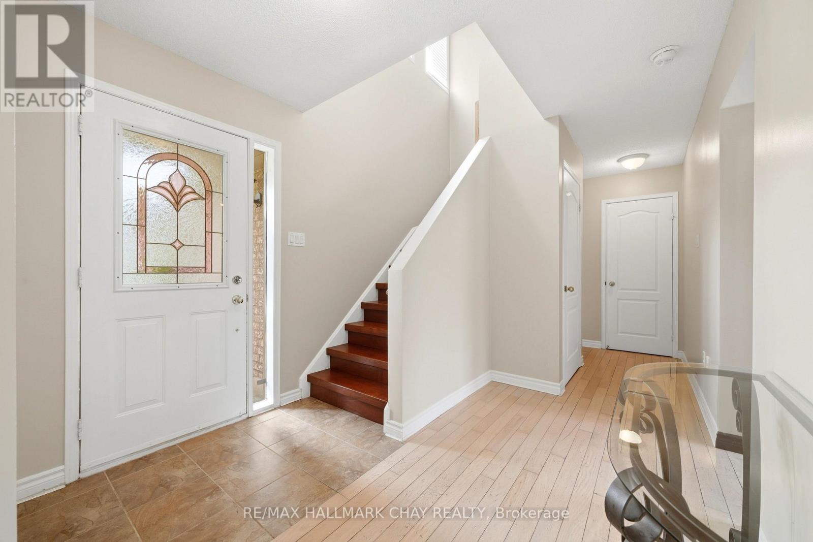 14 Dugdale Avenue, New Tecumseth, Ontario  L0G 1A0 - Photo 8 - N13169662