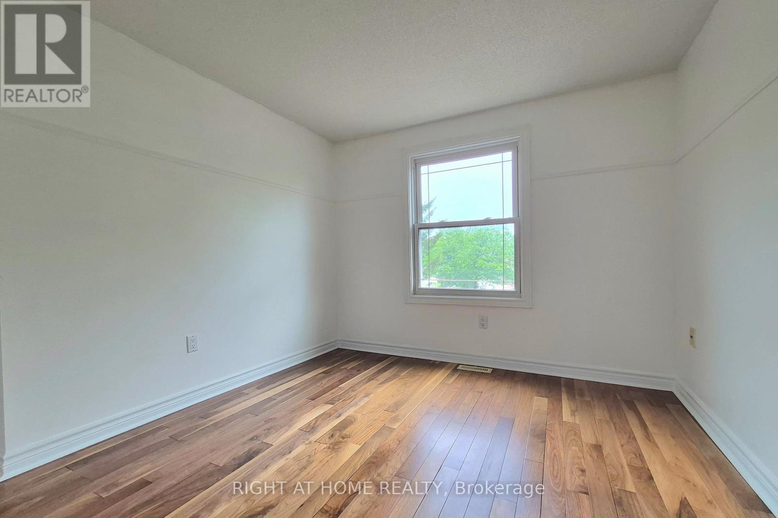 14 Ritva Court, Richmond Hill, Ontario  L4C 9R5 - Photo 12 - N13169664
