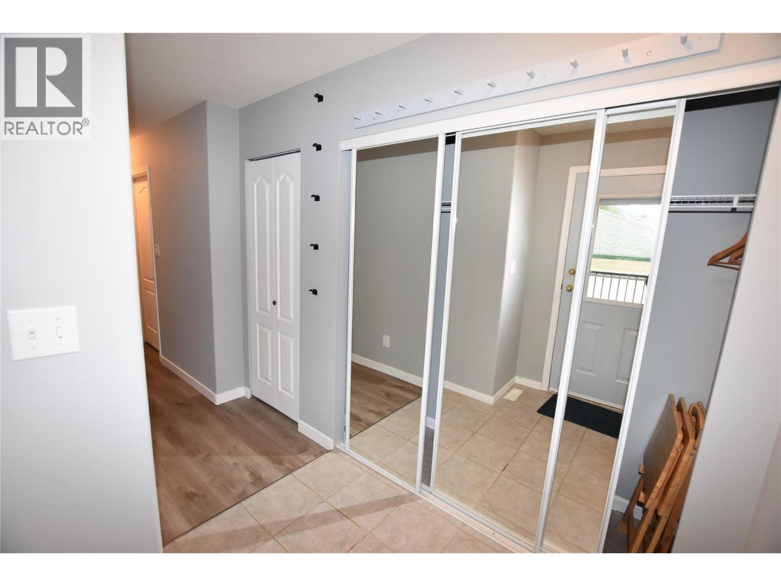 145 Falcon Avenue, Vernon, British Columbia  V1H 2A1 - Photo 8 - 10375494