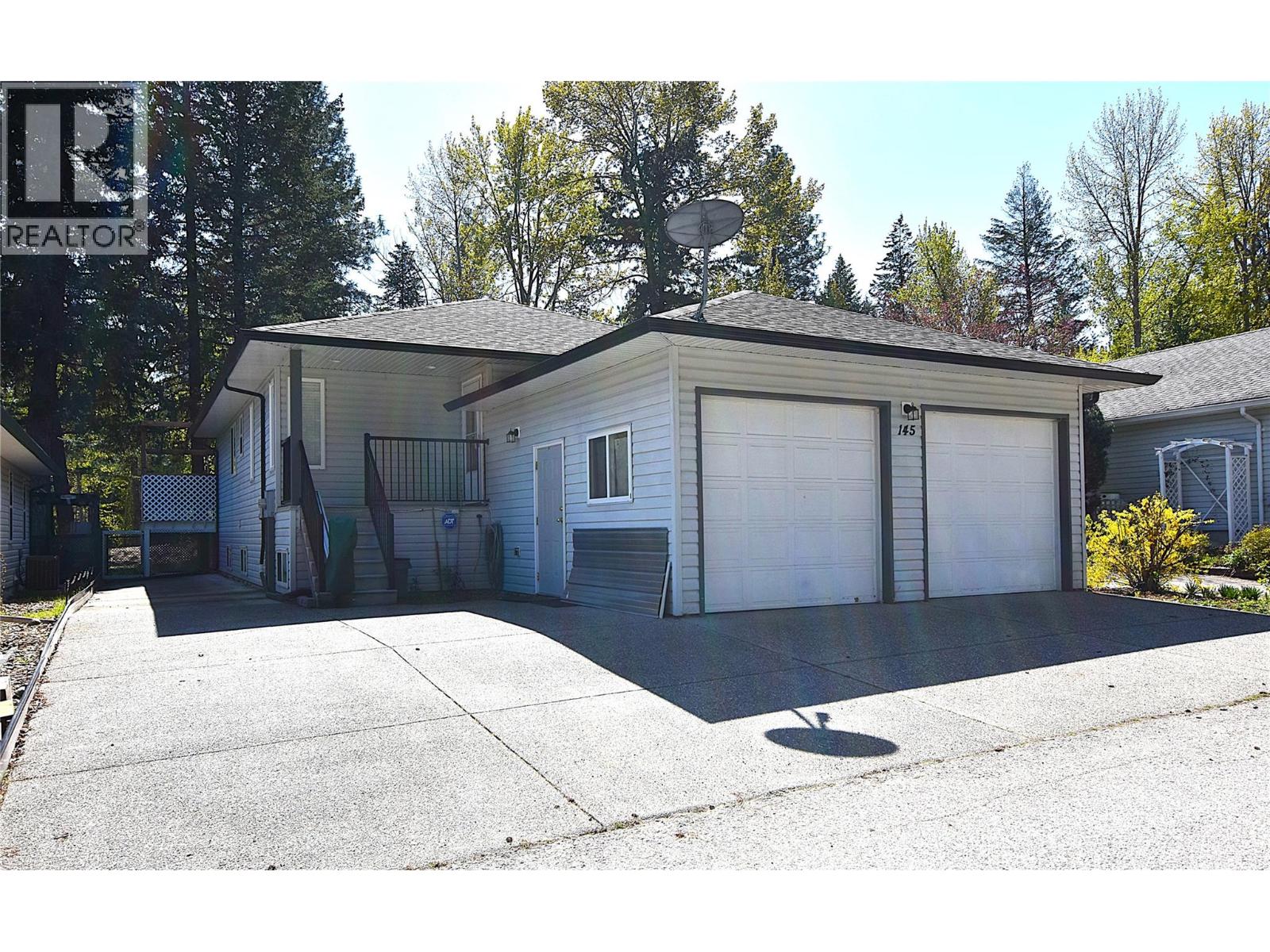 145 Falcon Avenue, Vernon, British Columbia  V1H 2A1 - Photo 2 - 10375494