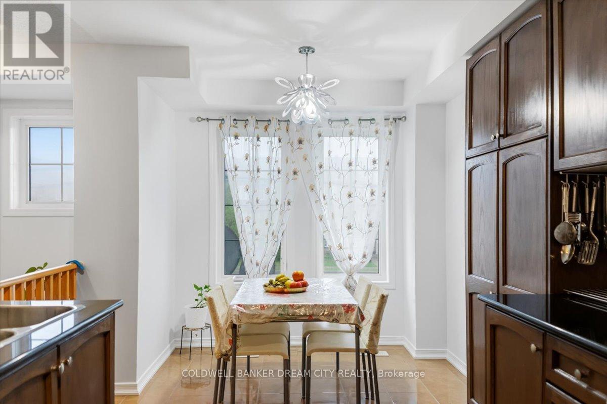 559 Midland Avenue, Toronto, Ontario  M1N 4E8 - Photo 11 - E13169700
