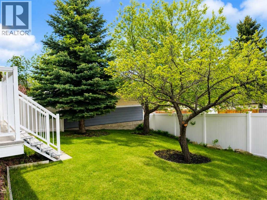 6, 72 Millside Drive Sw, Calgary, Alberta T2Y 2P9 - Photo 3 - A2312654
