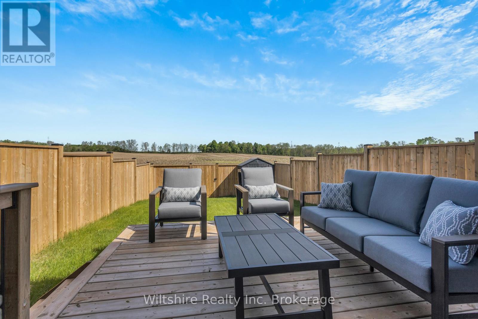 18 Canary Street, Tillsonburg, Ontario  N4G 0K4 - Photo 5 - X13169724