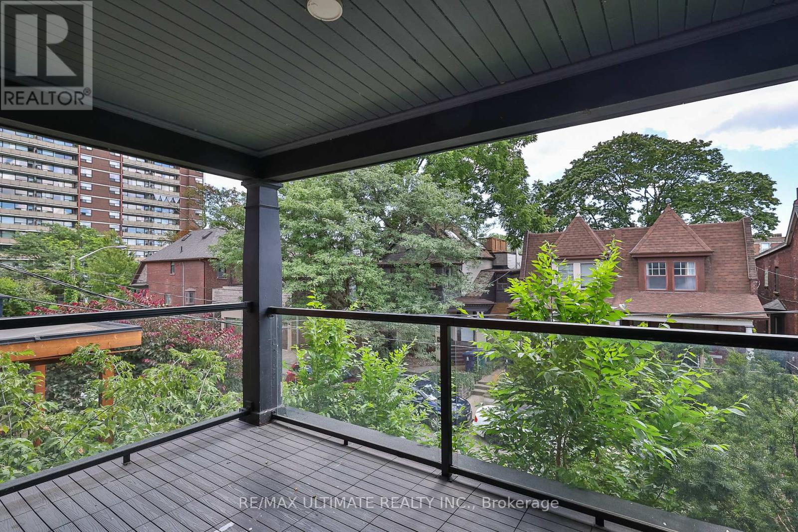 8 Grafton Avenue, Toronto, Ontario  M6R 1C4 - Photo 20 - W13169610