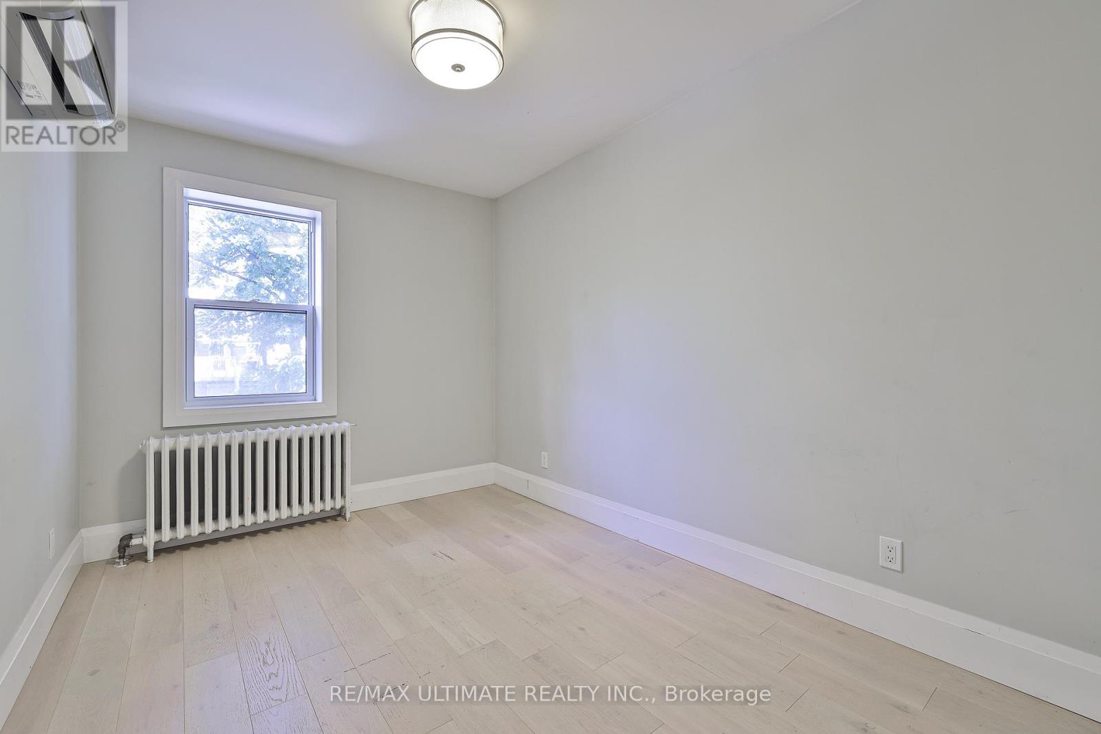 8 Grafton Avenue, Toronto, Ontario  M6R 1C4 - Photo 22 - W13169610
